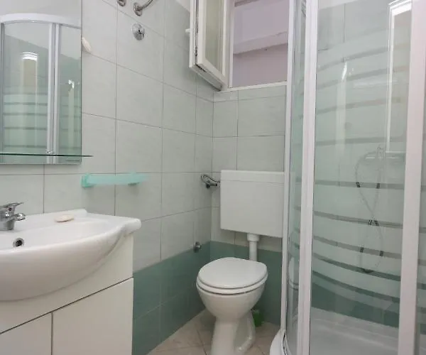 Apartamento With A Parking Space Bibinje, Zadar - 6189 Bibinje